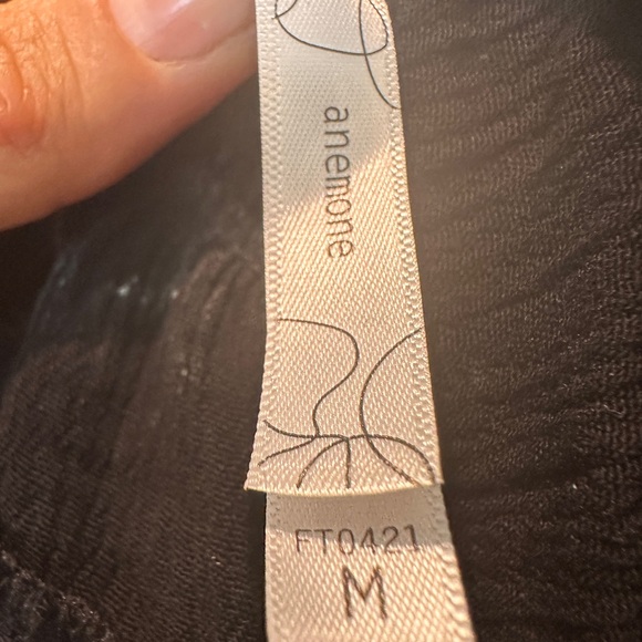 Anemone Black Textured Top - Picture 3 of 6